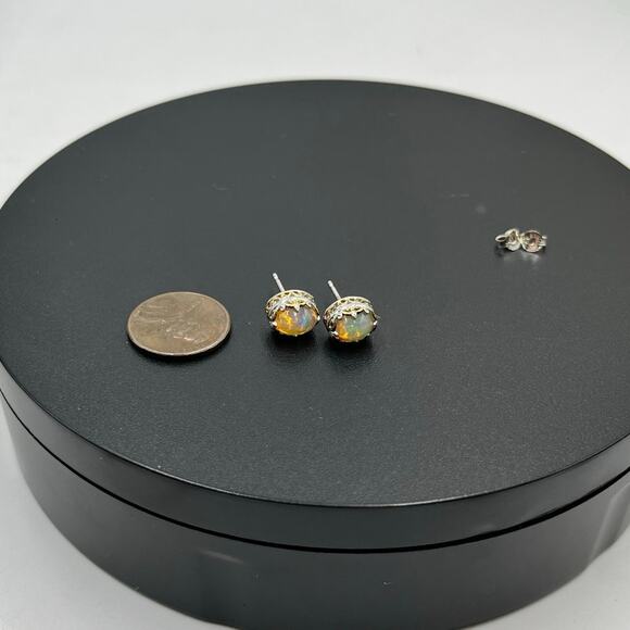 NH Michael Valitutti Sterling Silver Two Tone Ethiopian Opal Cabochon Earring - Picture 6 of 11